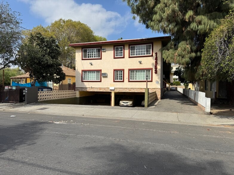 More Photos Of , Van Nuys Multifamily For Sale