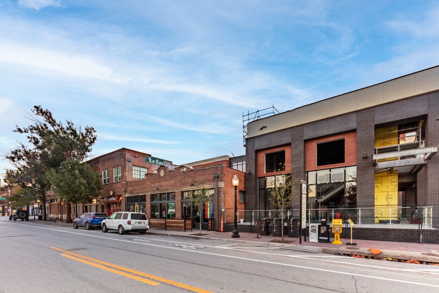 More Photos Of 701 W Magnolia Ave, Fort Worth Unknown For Lease