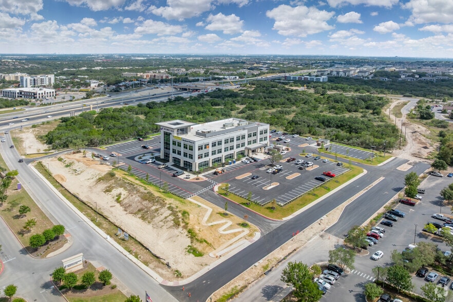More Photos Of 11123 Christus Hills, San Antonio Medical For Lease