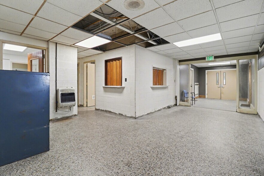 More Photos Of 3301 Green St, Shelby Industrial For Sale