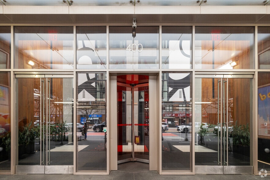 More Photos Of 400 W 42nd St, New York Hotel For Lease