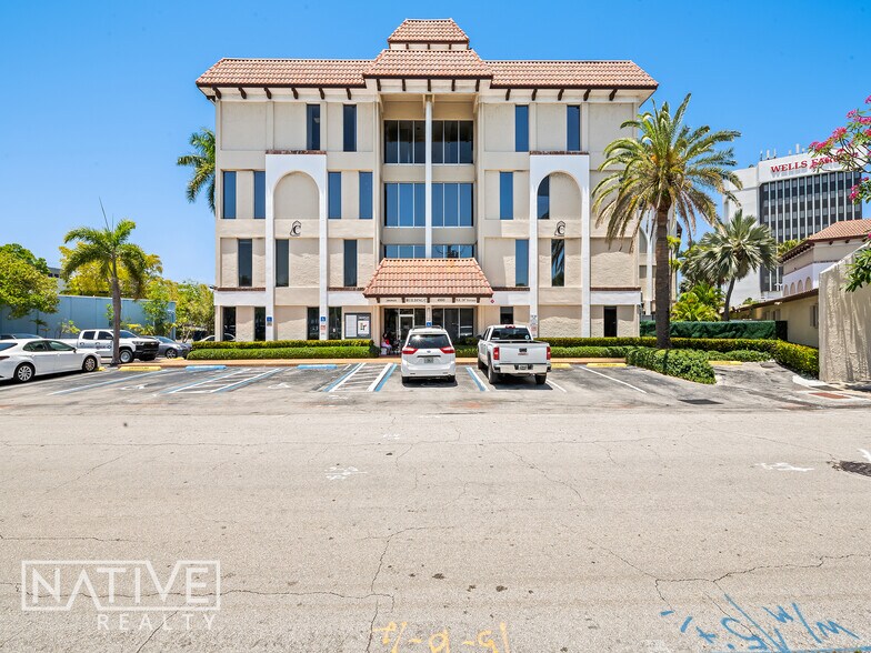 More Photos Of 4801 N Federal Hwy, Fort Lauderdale Medical For Sale