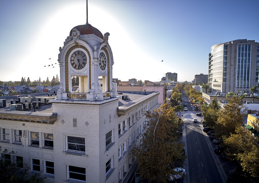 Primary Photo Of 202-208 W 4th St, Santa Ana Office For Lease