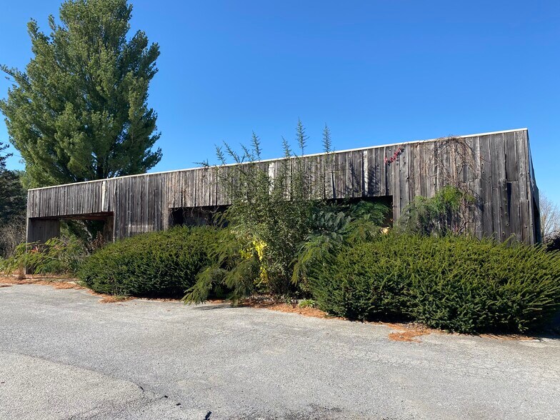 More Photos Of 3712 S Main St, Blacksburg Loft Creative Space For Sale