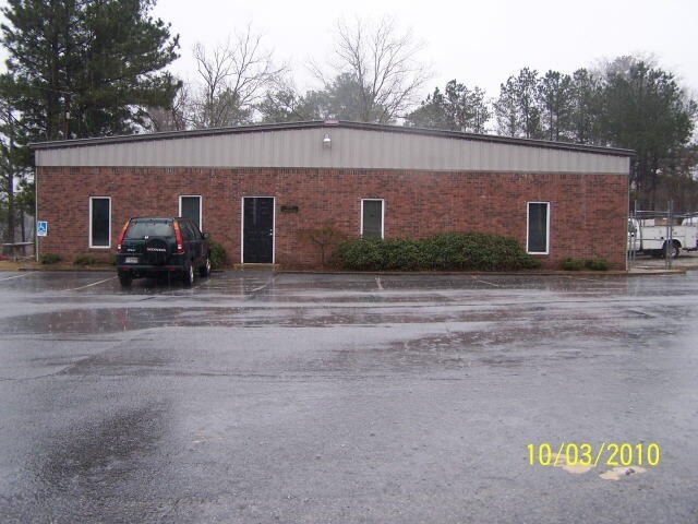 More Photos Of 2433 Lake Rockaway Rd, Conyers Warehouse For Sale