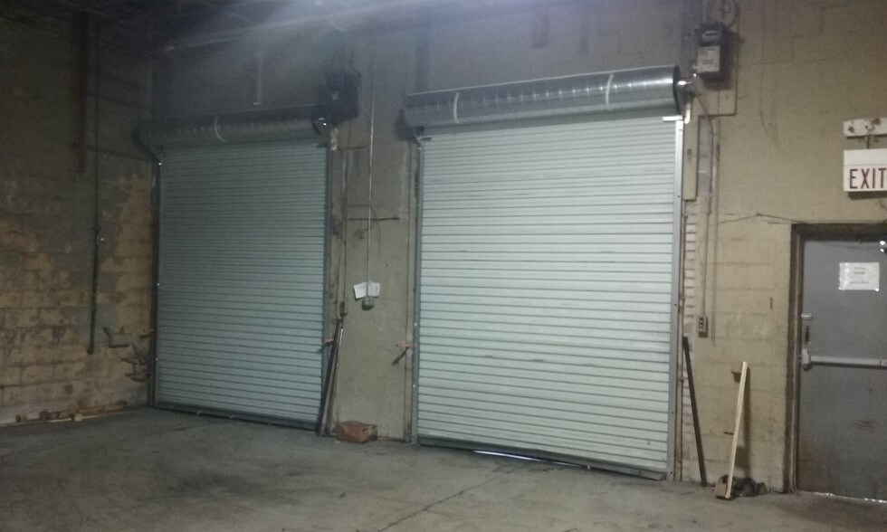 More Photos Of 2001 Elyria Ave, Lorain Warehouse For Lease