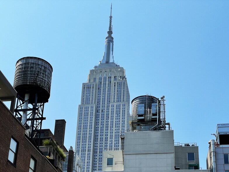 More Photos Of 29 W 38th St, New York Office For Lease