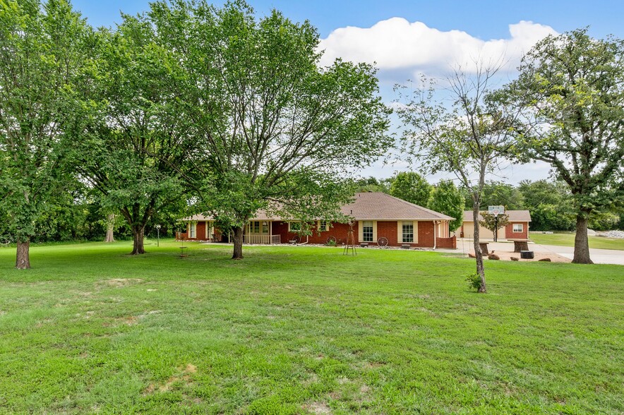 More Photos Of 981 Witherspoon Way, Flower Mound Industrial For Sale