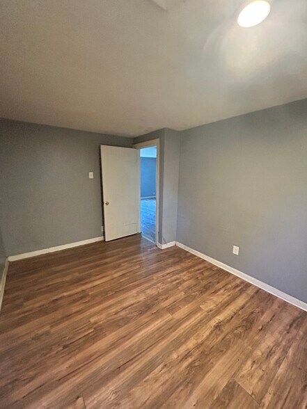 More Photos Of 7444 Lake Ave, Elyria Multifamily For Sale