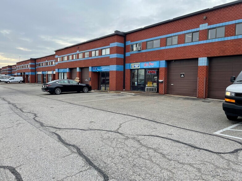 More Photos Of 8740 Cherry Ln, Laurel Light Manufacturing For Sale