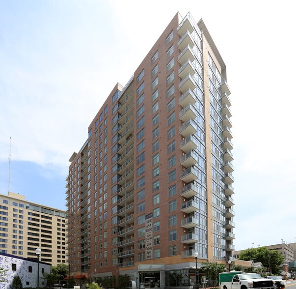 More Photos Of 4800 Auburn Ave, Bethesda Apartments For Lease