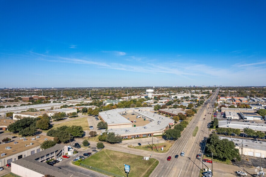 More Photos Of 11601 Plano Rd, Dallas Unknown For Lease