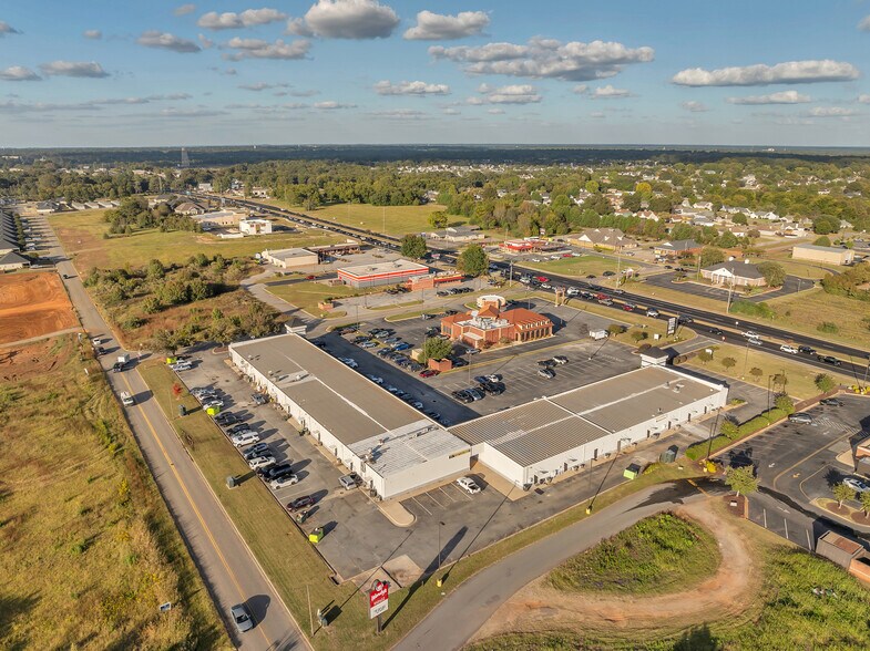 More Photos Of 1281 S Houston Lake Rd, Warner Robins General Retail For Sale