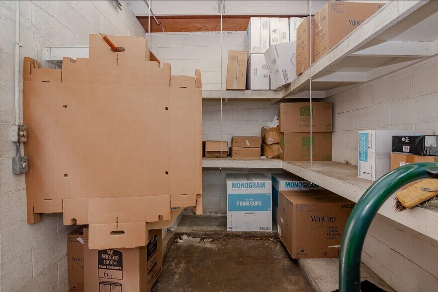 More Photos Of 4201 N Navarro St, Victoria Fast Food For Sale