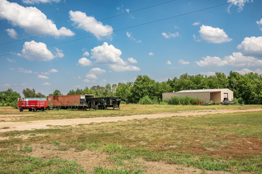 More Photos Of 20 Red Tip Lane, Brenham Land For Sale
