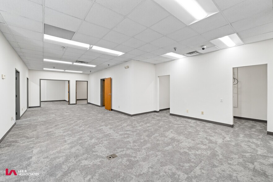 More Photos Of 3715 Atlanta Industrial Pky NW, Atlanta Warehouse For Lease