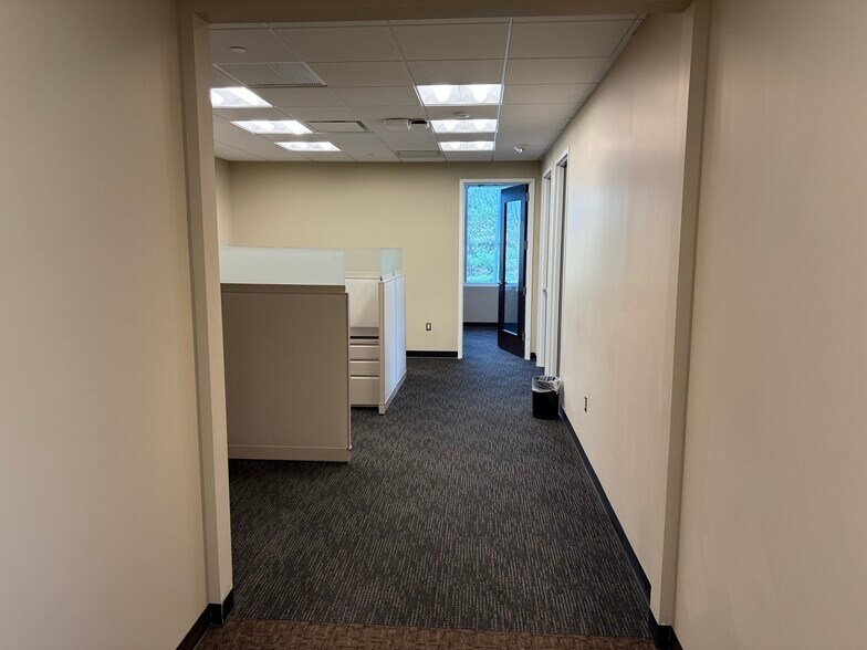More Photos Of 8894 Stanford Blvd, Columbia Medical For Lease