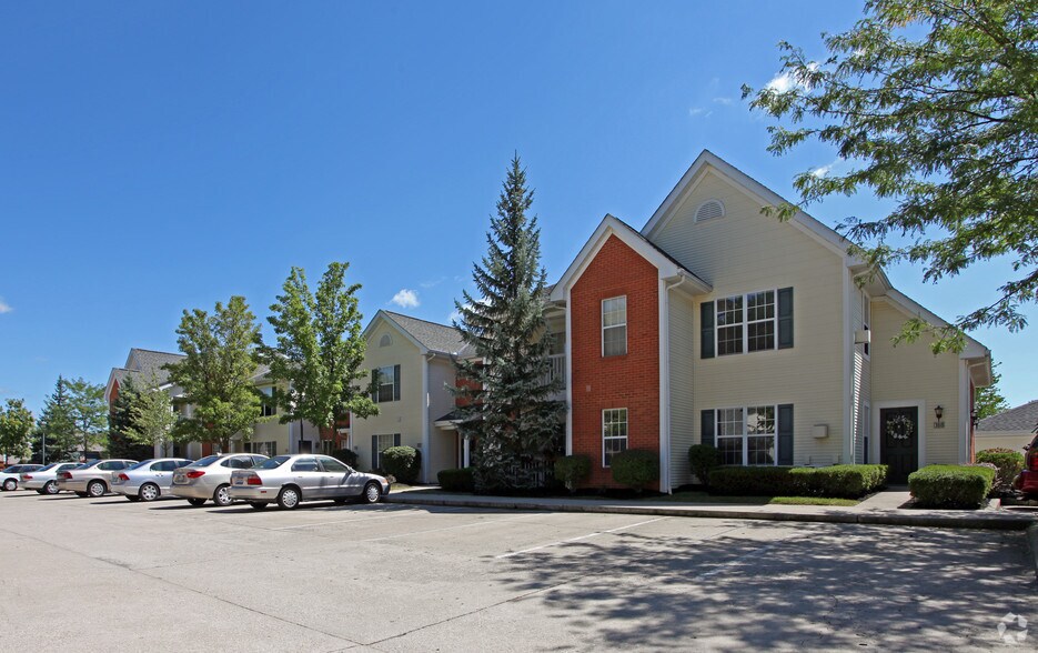 More Photos Of 210 Retreat Ln, Westerville Apartments For Sale