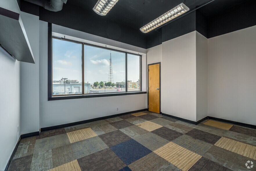 More Photos Of 1409 Washington Ave, Saint Louis Office For Lease
