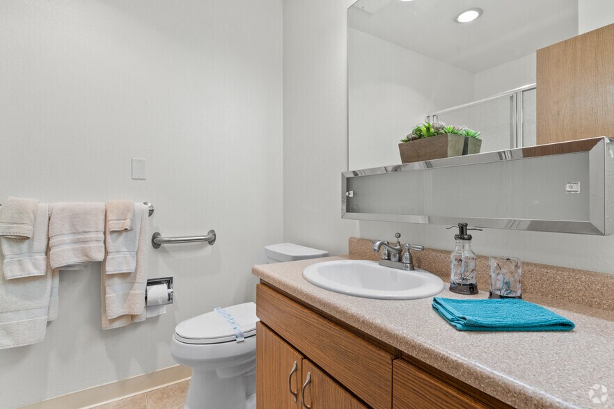 More Photos Of 301 Hartnell Ave, Redding Apartments For Sale