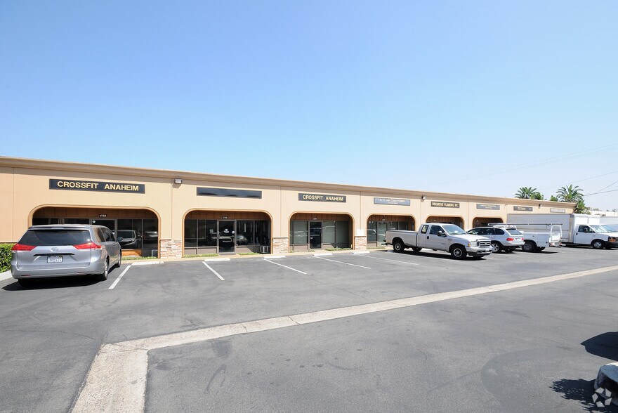 More Photos Of 1721-1759 Claudina Way, Anaheim Warehouse For Lease