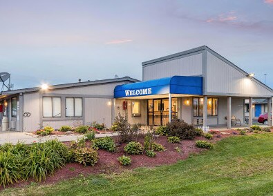 More Photos Of 6880 Sunset Strip Ave NW, Canton Hotel For Sale