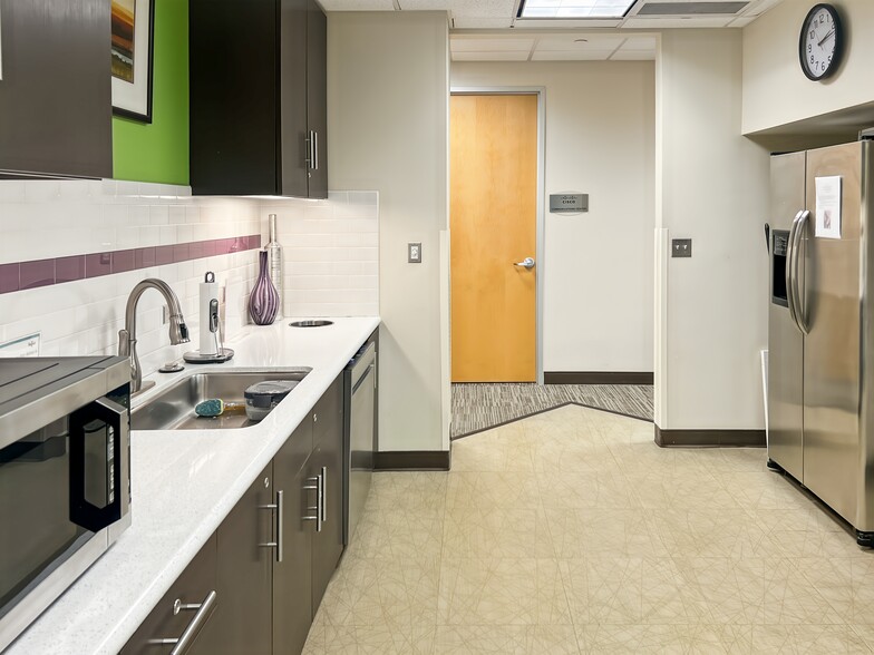 More Photos Of 2723 S State St, Ann Arbor Coworking Space