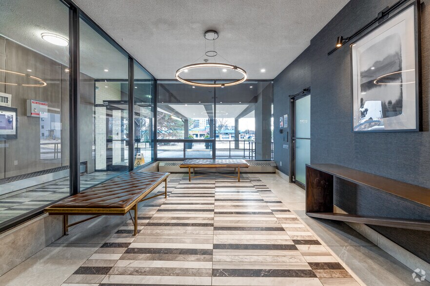 More Photos Of 25 Rambler Dr, Brampton Apartments For Sale