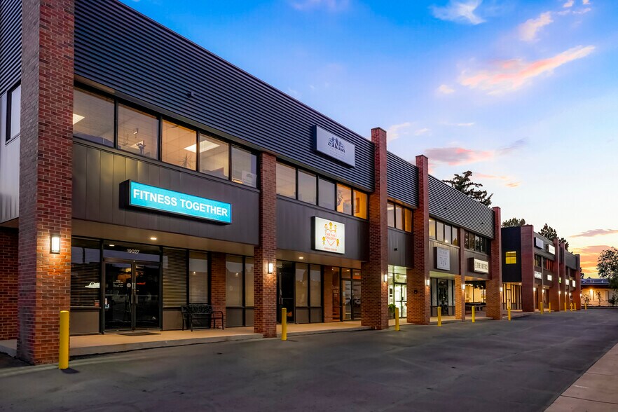 More Photos Of 19029 E Plaza Dr, Parker Unknown For Lease