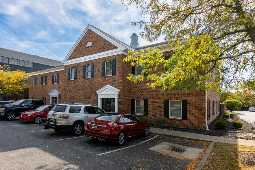 Primary Photo Of 1060 Nimitzview Dr, Cincinnati Office For Lease