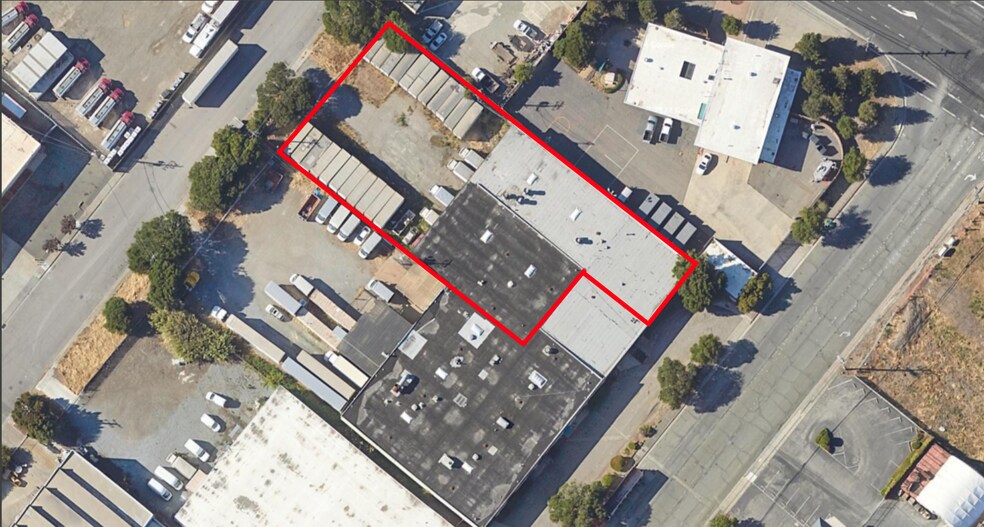 More Photos Of 1063-1071 Hensley St, Richmond Distribution For Lease