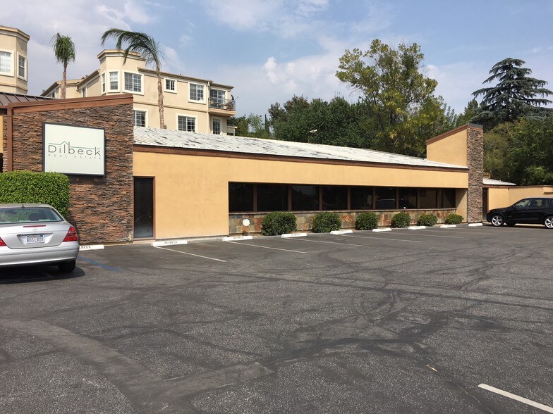 More Photos Of 2943-2947 Foothill Blvd, La Crescenta Medical For Sale