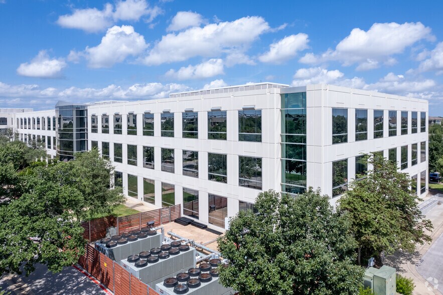 More Photos Of 11001 Lakeline Blvd, Austin Office For Lease