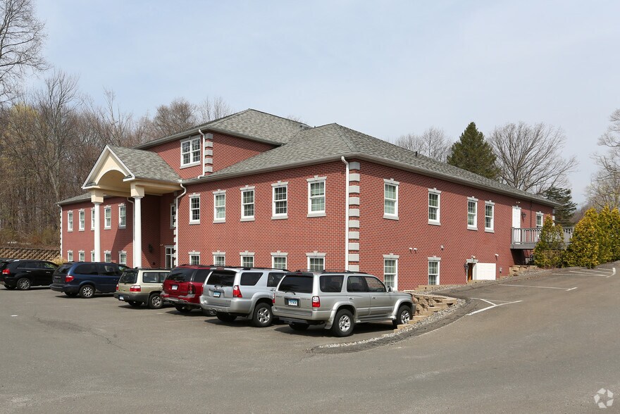 More Photos Of 503 Wolcott Rd, Wolcott Medical For Lease