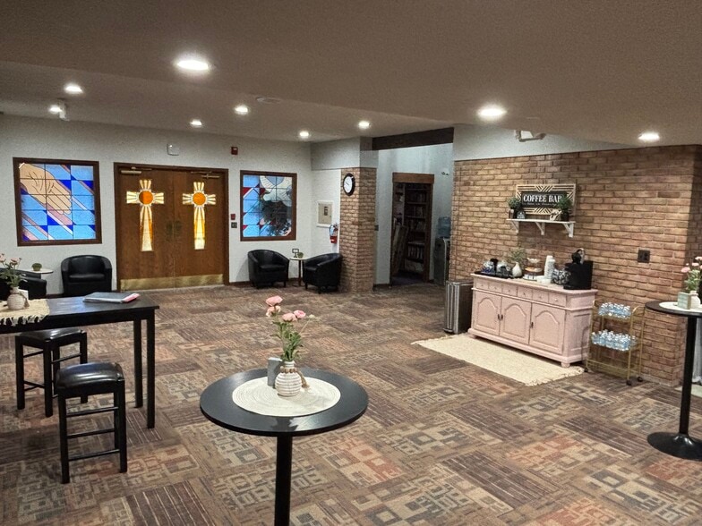 More Photos Of 961 E Maple St, Holly Religious Facility For Sale