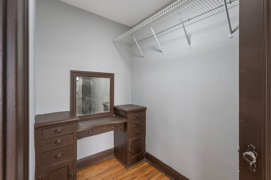 More Photos Of 487 Grand Ave, Saint Paul Apartments For Sale