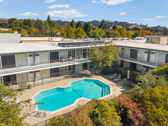 More Photos Of 950 Mountain View Dr, Lafayette Apartments For Sale