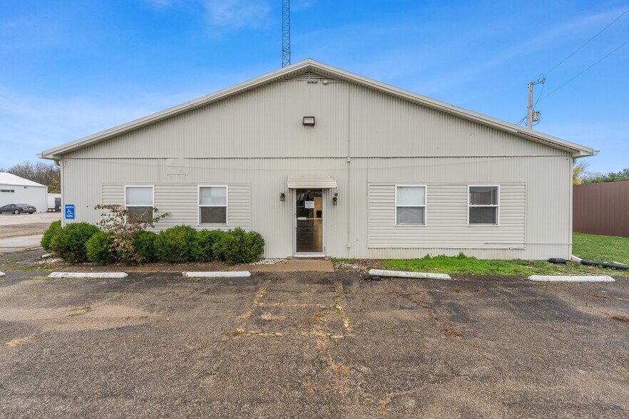 More Photos Of 1099 US Highway 22, Circleville Warehouse For Lease