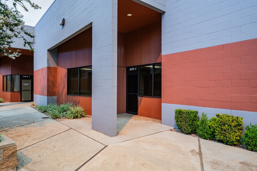 More Photos Of 1504 Columbia Ave, Riverside Manufacturing For Lease