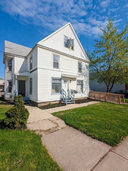 Primary Photo Of 105 Madison Ave, Endicott Apartments For Sale