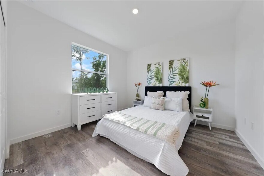 More Photos Of 2429-2431 Lola Ave, Lehigh Acres Apartments For Sale