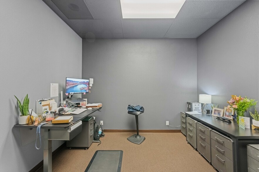 More Photos Of 340 Central Ave, Coos Bay Medical For Lease
