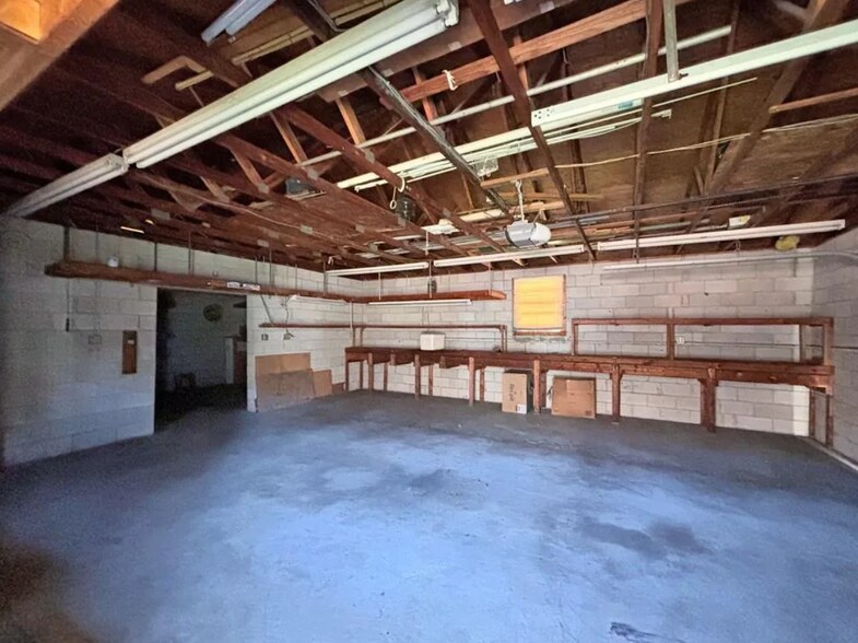 More Photos Of 4530 Shoulders Hill Rd, Suffolk Medical For Sale