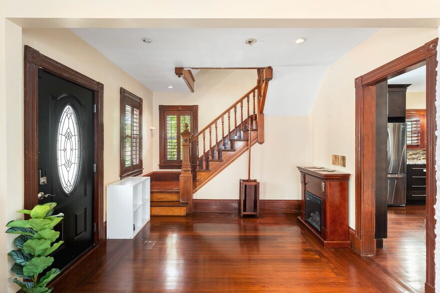 More Photos Of 47 Clinton St, Framingham Apartments For Sale