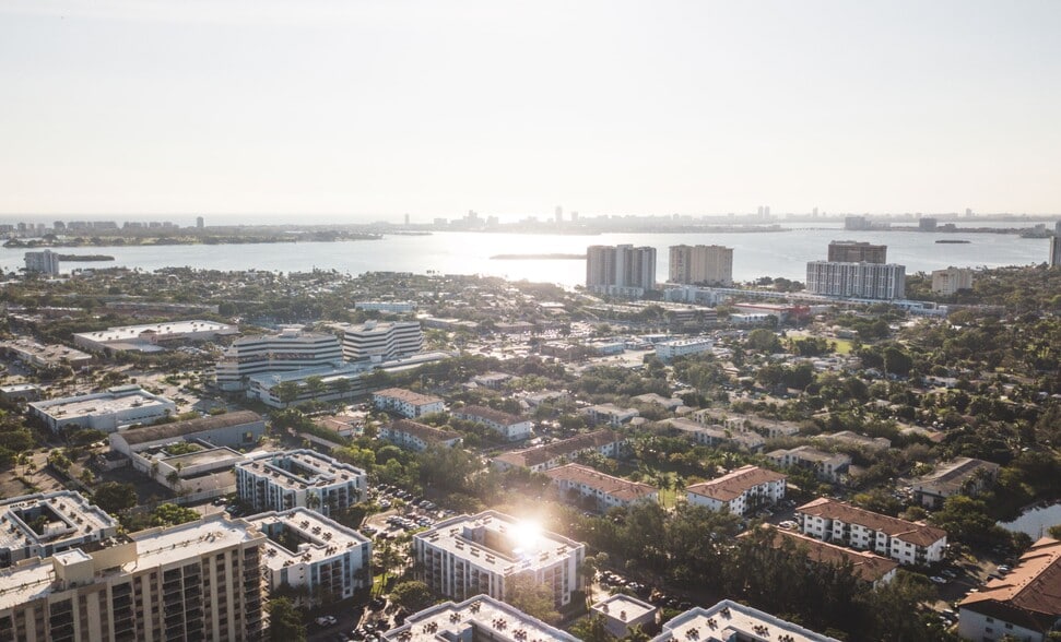 More Photos Of 12250 NE 13th Ct, North Miami Office For Lease