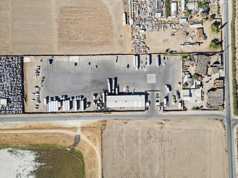 More Photos Of 2428 West Ave, Fresno Industrial For Sale