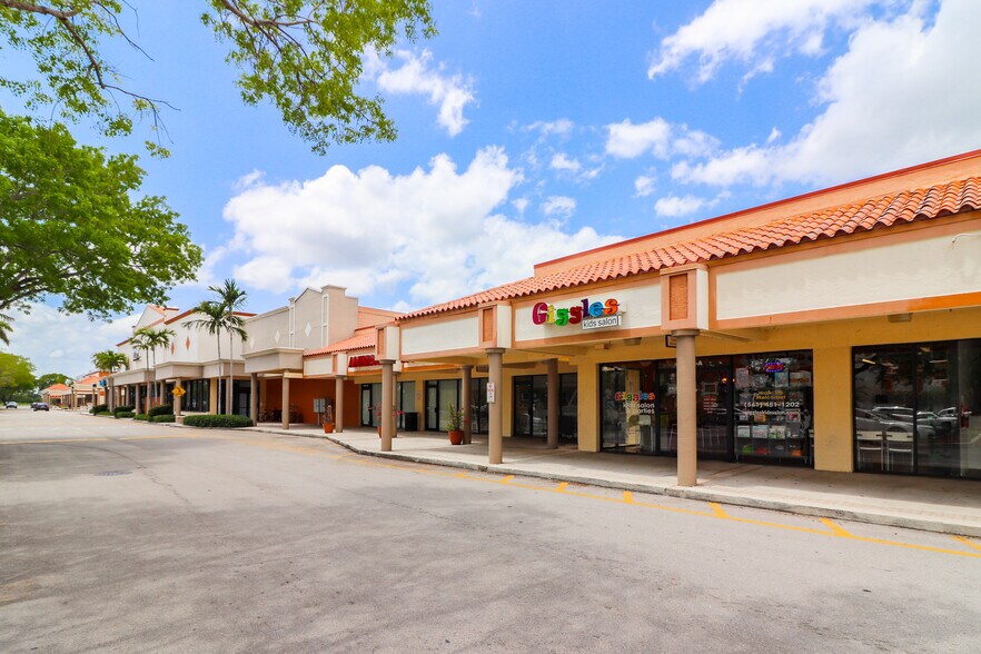 More Photos Of 11383-11445 Palmetto Park Rd, Boca Raton Unknown For Lease