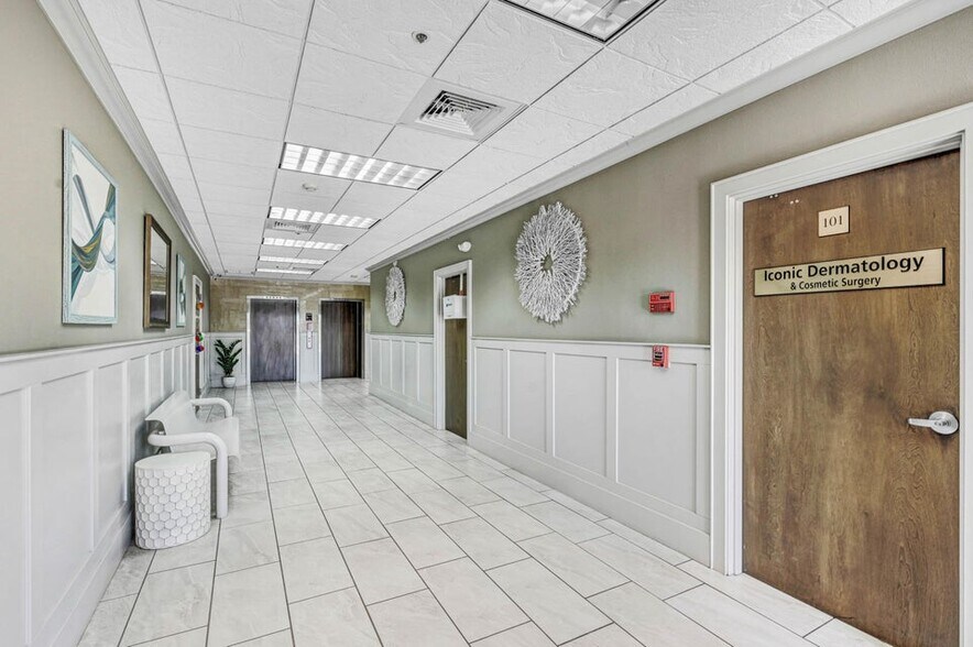 More Photos Of 930 Harper Blvd SW, Melbourne Medical For Lease