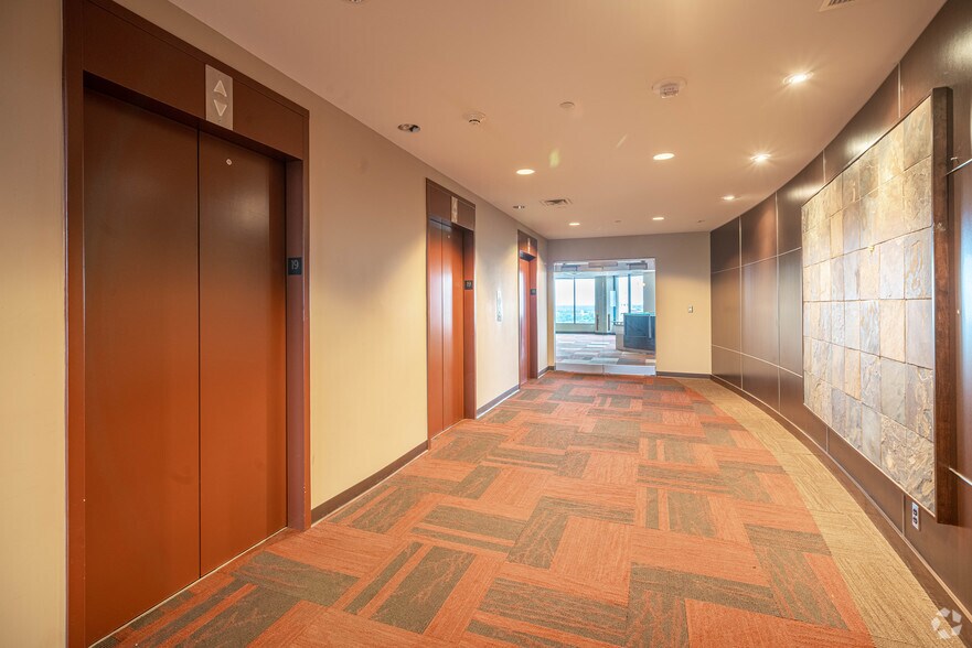 Photo of 19th Floor Ste 1900