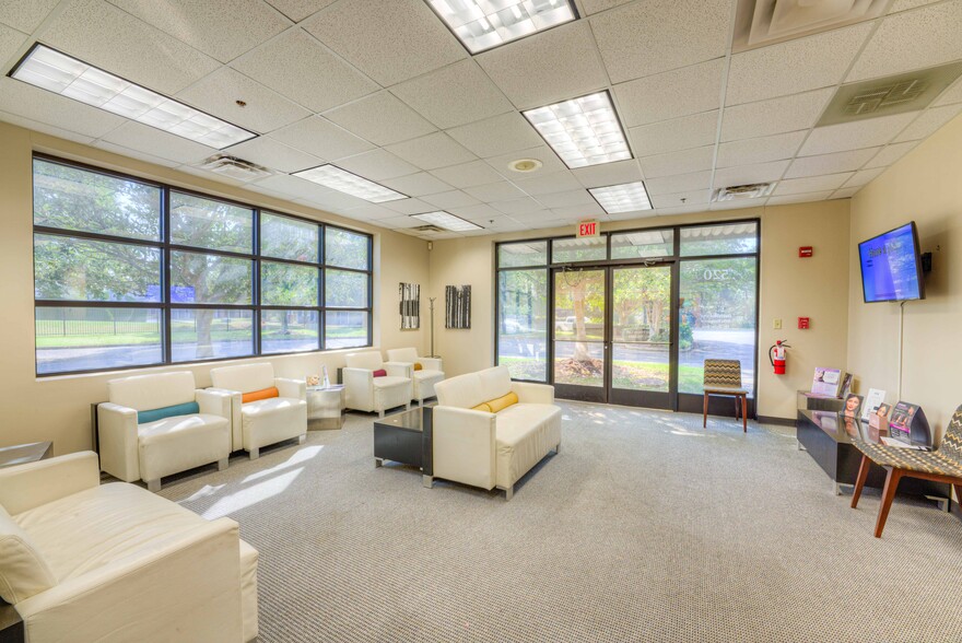 More Photos Of 520 Trinity Creek Cv, Cordova Medical For Sale